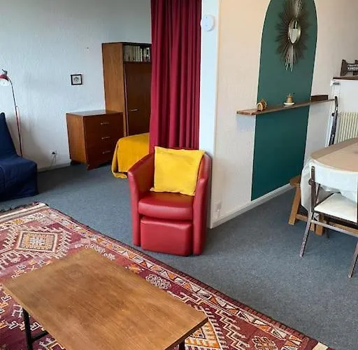 Апартаменты A La Montagne *